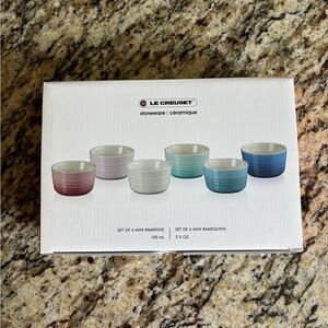 NIB | Le Creuset Set of Six Mini Ramekins